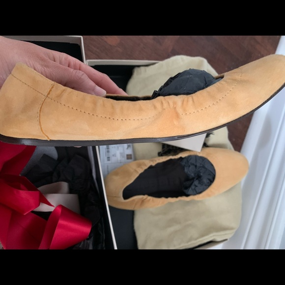 ❌SOLD❌Burberry suede flat - Picture 5 of 8